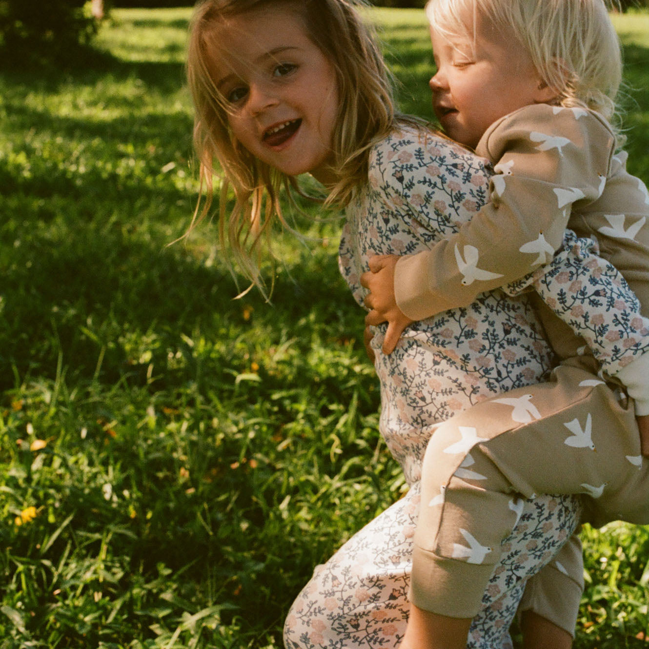 2PC LONG SLEEVE PYJAMAS | Poet Print-Extra Img - 1